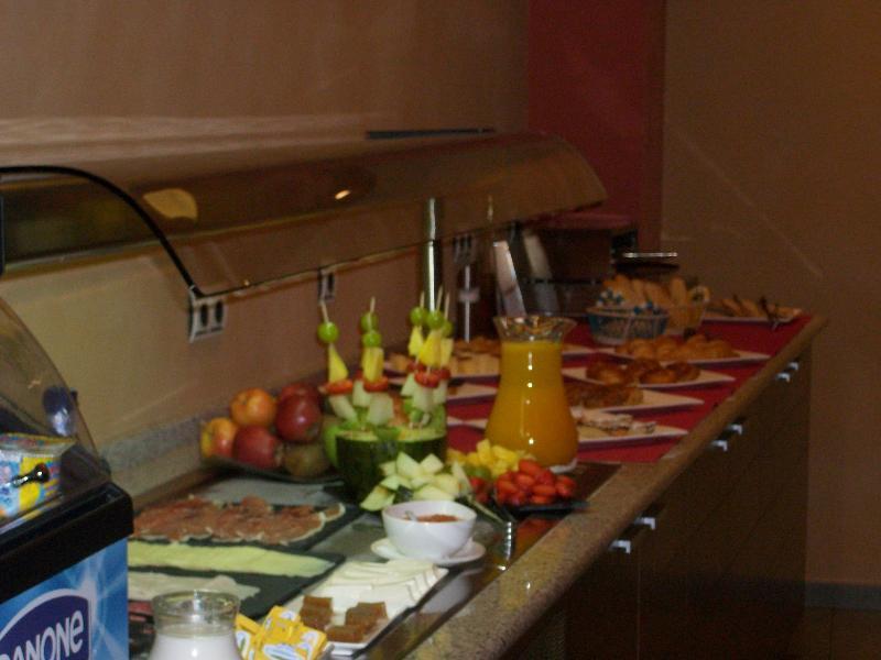 Hotel Sercotel Portales Логроньйо Екстер'єр фото