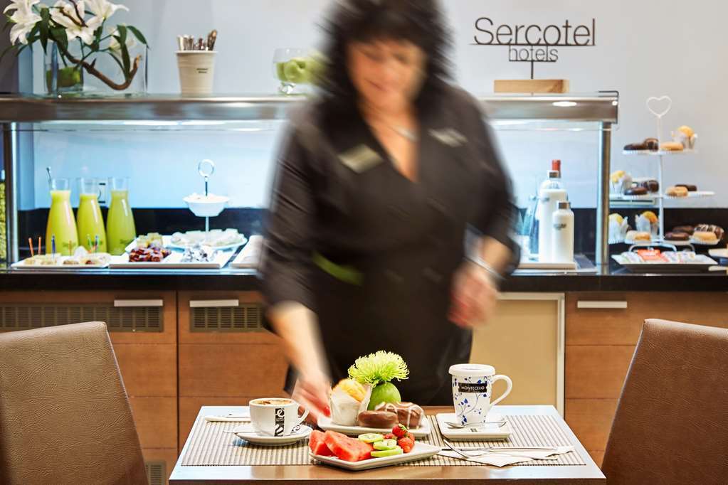 Hotel Sercotel Portales Логроньйо Ресторан фото